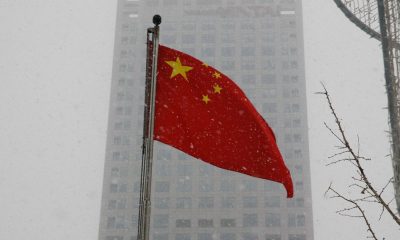 China recluta a los bancos respaldados por Tencent y Ant para una prueba del yuan digital