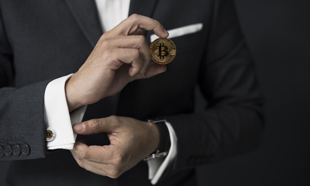 Esto permitirá que las "instituciones financieras ofrezcan a los clientes la posibilidad de comprar, vender y mantener bitcoins".