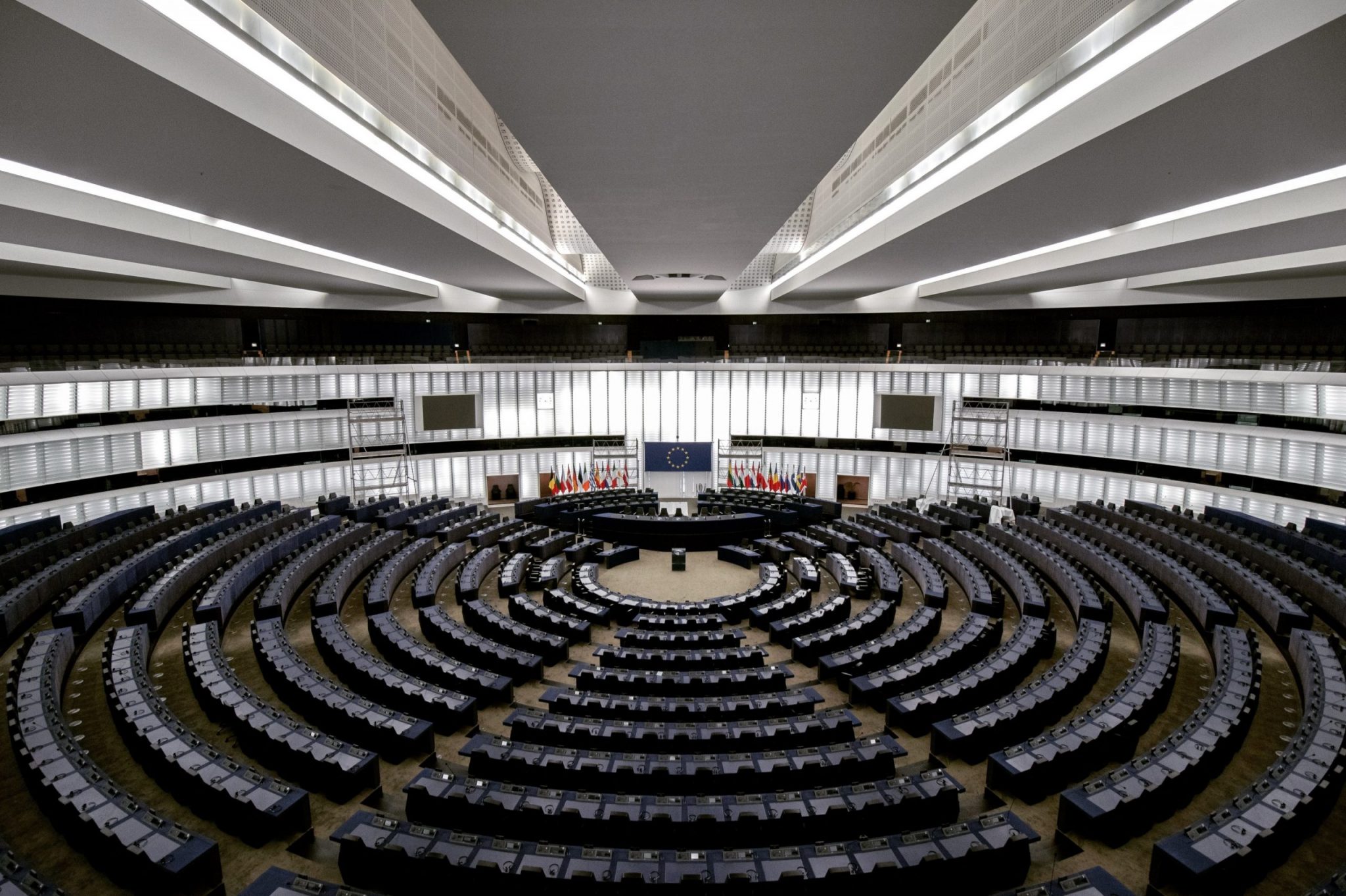El parlamento europeo pospone la votación sobre el proyecto de ley regulatorio criptográfico