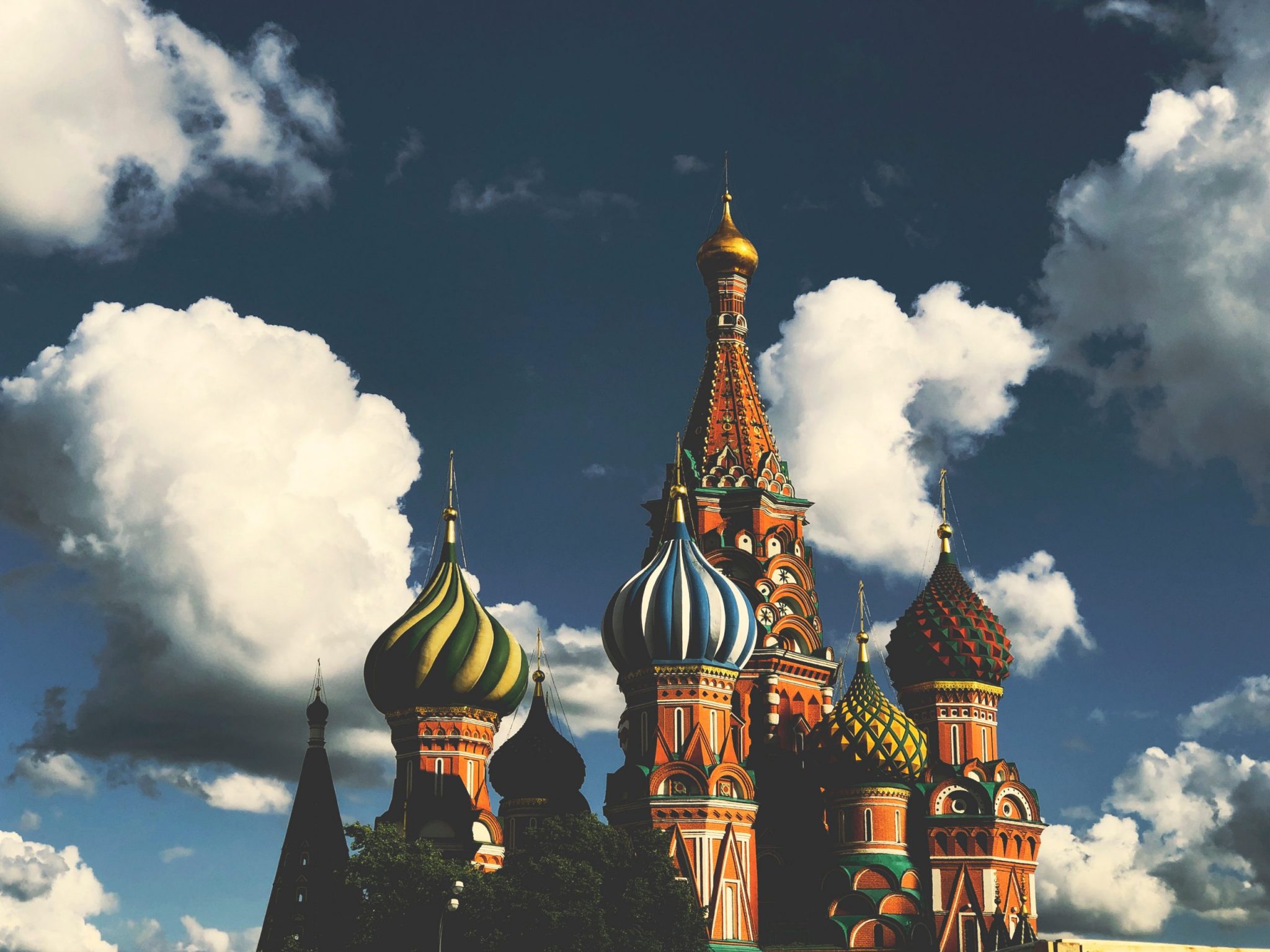Legislador ruso propone no menos del 15% de impuesto a la criptominería