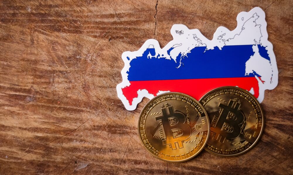 Rusia da marcha atrás en la legalización de las criptomonedas en medio del cierre de la darknet de Hydra