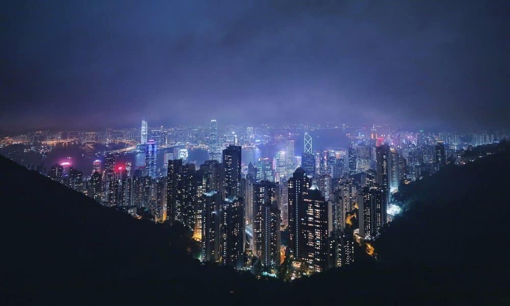Informe: Hong Kong ahora planea legalizar el comercio minorista de criptomonedas