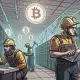 Los mineros de Bitcoin sufren a los mínimos de 12 años, pero ¿por qué no están vendiendo?